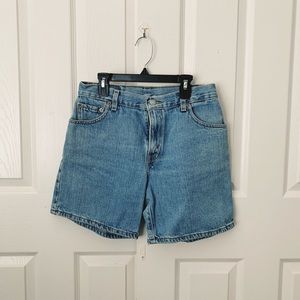 levi shorts